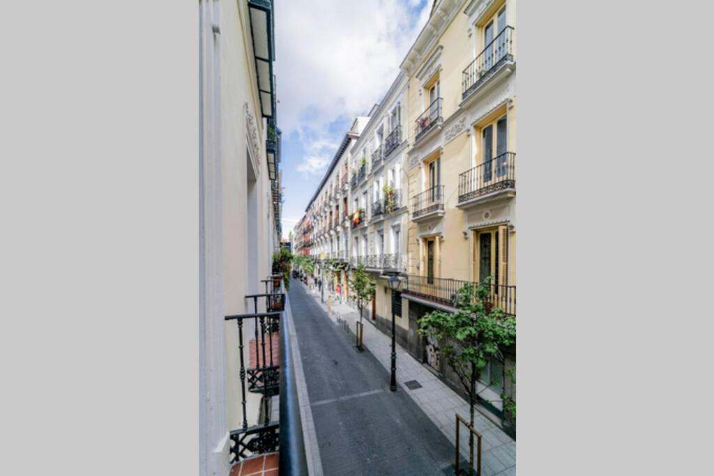 Bello Apartamento En Centro De Madrid, C/Infantas 1-3 By Batuecas Ngoại thất bức ảnh