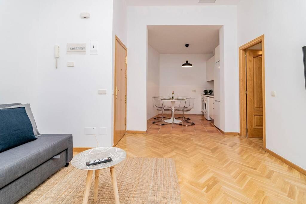 Bello Apartamento En Centro De Madrid, C/Infantas 1-3 By Batuecas Ngoại thất bức ảnh